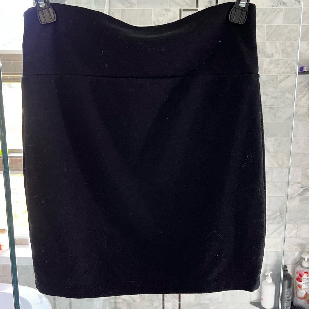 Stretchy Black Women's Skirt